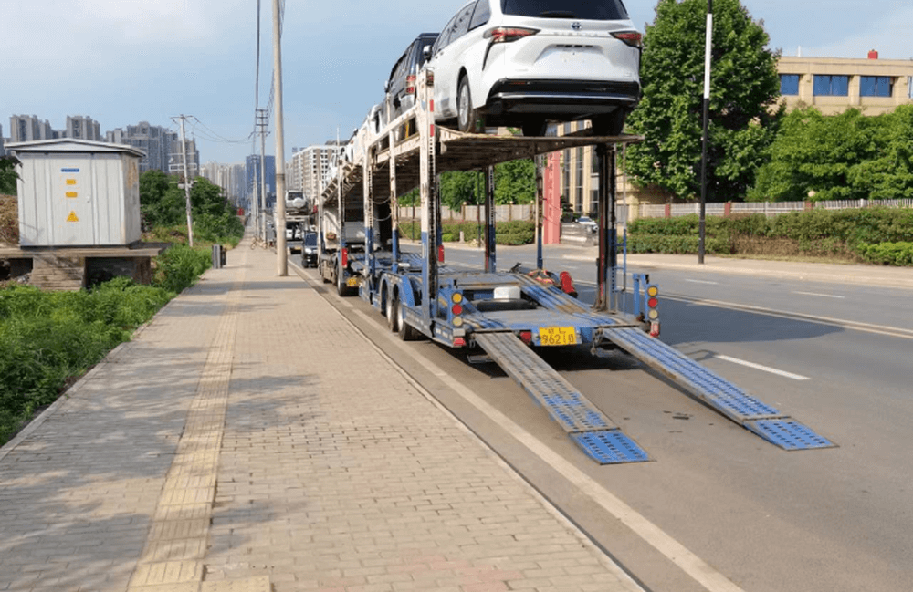 小轎車(chē)托運(yùn)一定要注意安全問(wèn)題